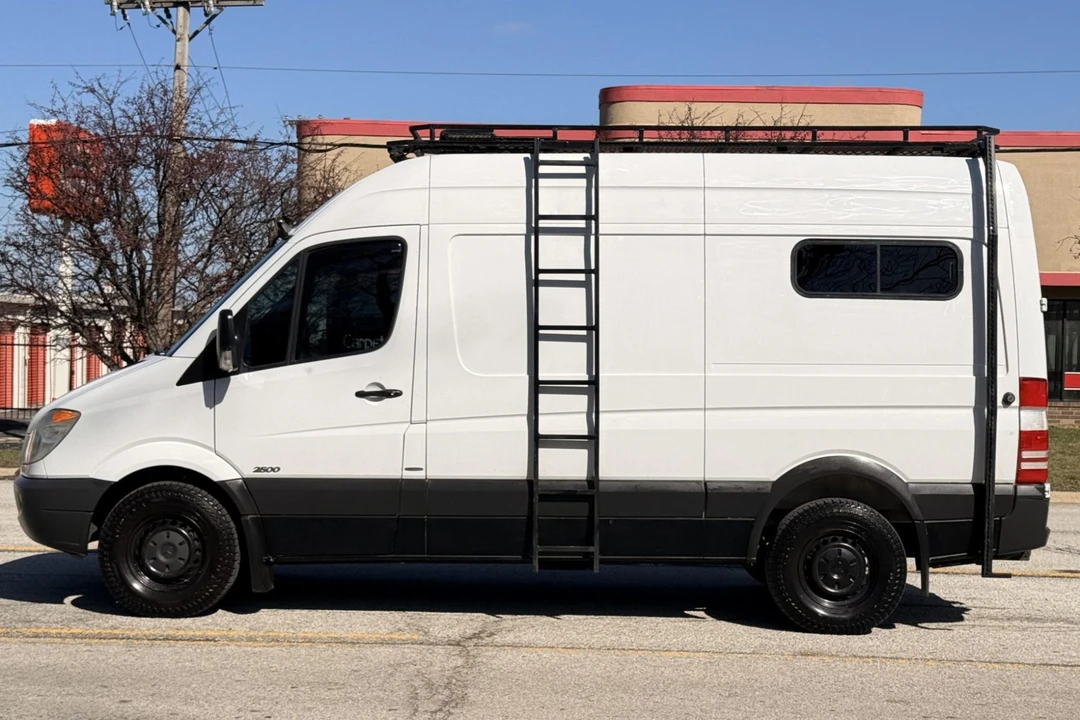 2011 Mercedes-Benz NCV3 Sprinter - Image 3 of 9
