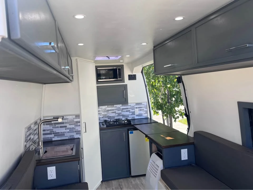 2011 Mercedes-Benz NCV3 Sprinter - Image 2 of 17