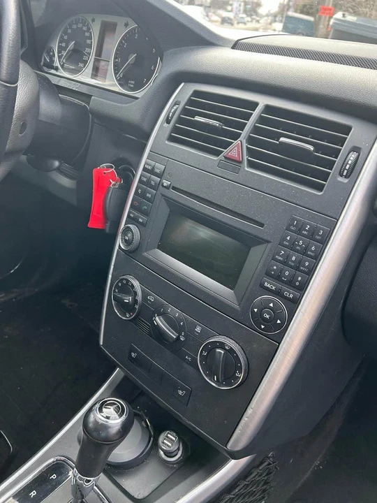 2011 Mercedes-Benz W245 B-Class - Image 2 of 11