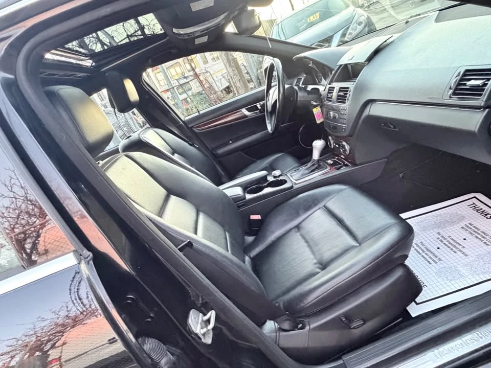 2011 Mercedes-Benz W204 C-Class - Image 10 of 17