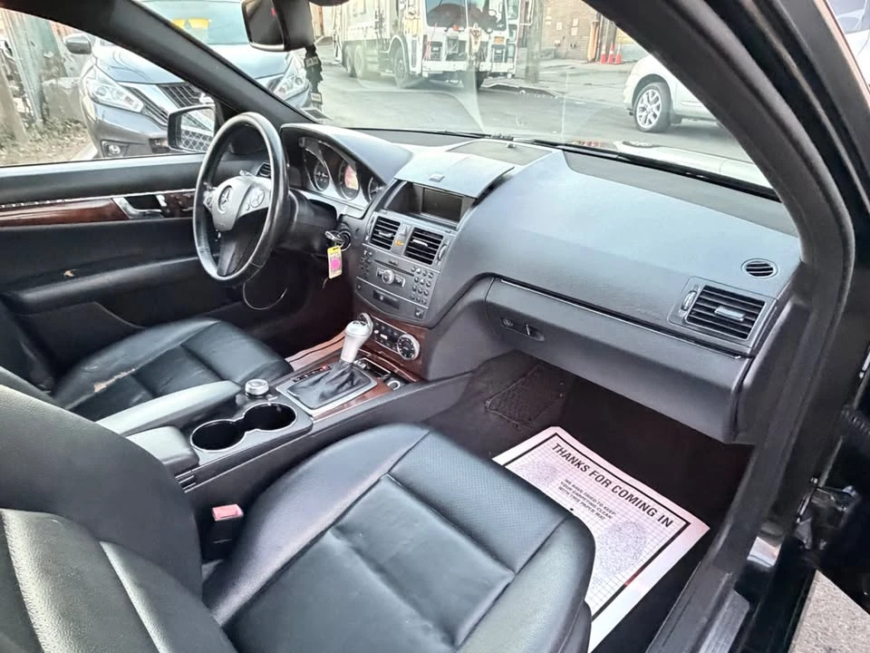 2011 Mercedes-Benz W204 C-Class - Image 11 of 17