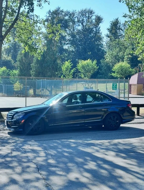 2011 Mercedes-Benz W204 C-Class - Image 4 of 8
