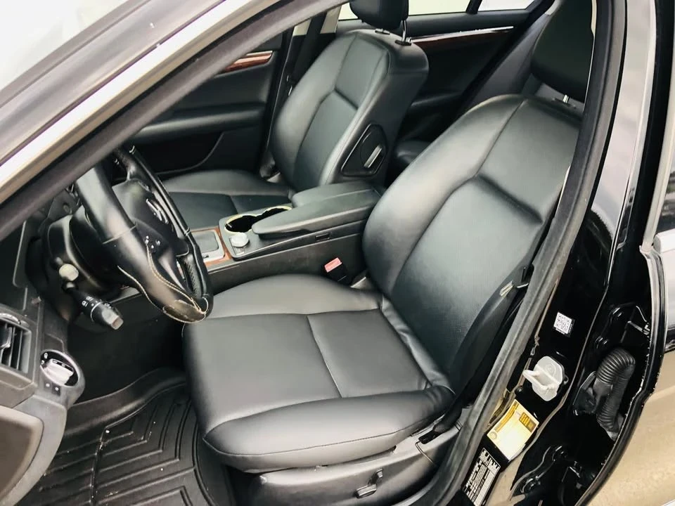 2011 Mercedes-Benz W204 C-Class - Image 9 of 20