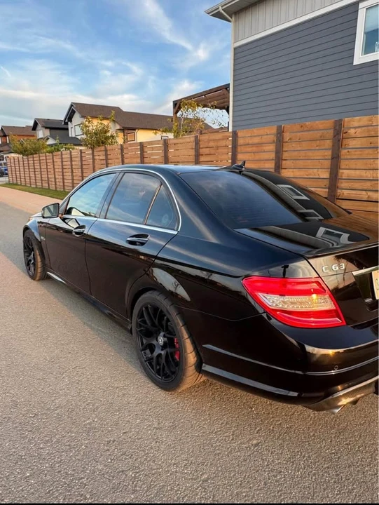 2011 Mercedes-Benz W204 C-Class - Image 3 of 9