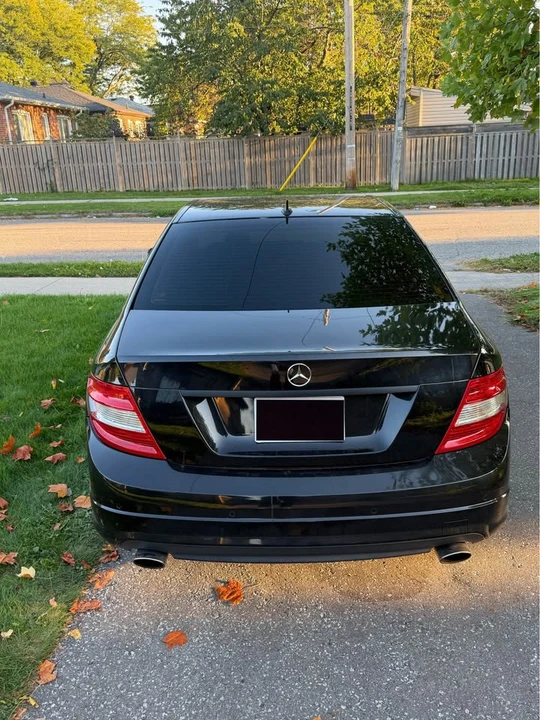 2011 Mercedes-Benz W204 C-Class - Image 4 of 7
