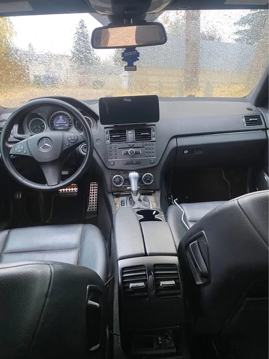 2011 Mercedes-Benz W204 C-Class - Image 5 of 11