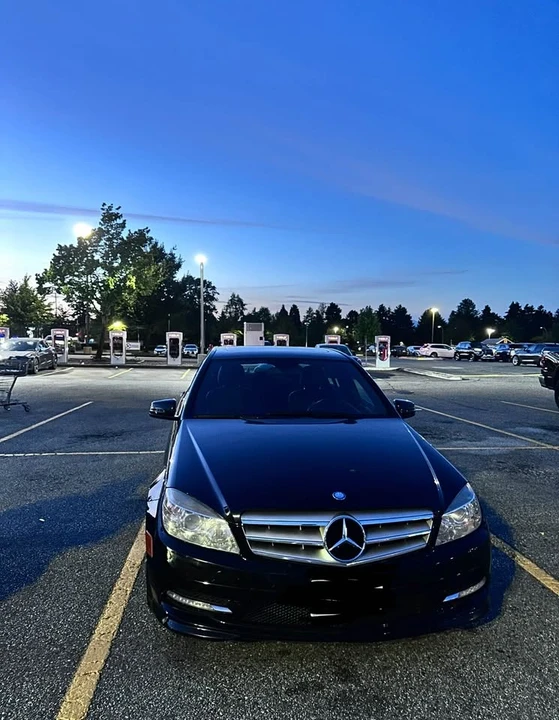 2011 Mercedes-Benz W204 C-Class - Image 2 of 8