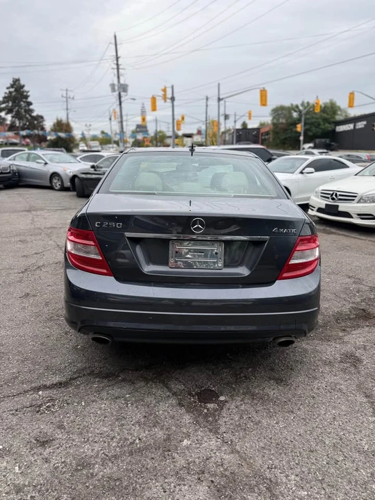 2011 Mercedes-Benz W204 C-Class - Image 6 of 11
