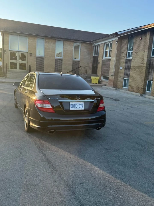 2011 Mercedes-Benz W204 C-Class - Image 4 of 12
