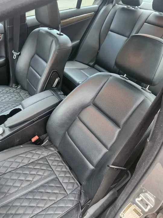 2011 Mercedes-Benz W204 C-Class - Image 4 of 7