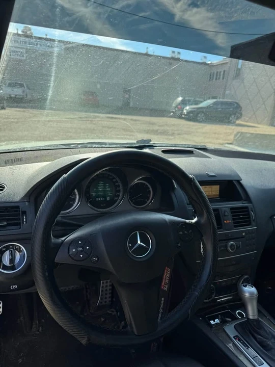 2011 Mercedes-Benz W204 C-Class - Image 5 of 9