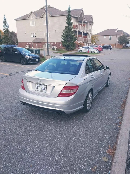 2011 Mercedes-Benz W204 C-Class - Image 4 of 10
