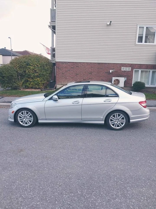 2011 Mercedes-Benz W204 C-Class - Image 6 of 10