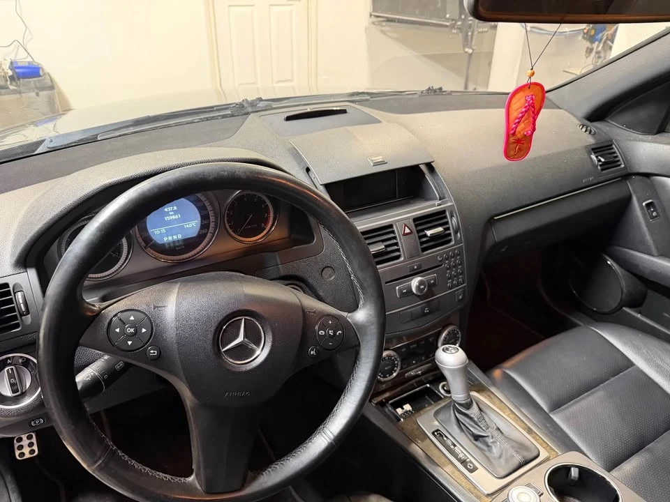 2011 Mercedes-Benz W204 C-Class - Image 9 of 10