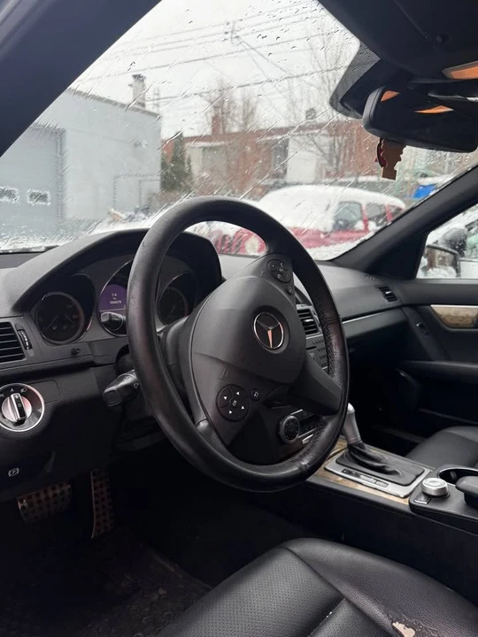 2011 Mercedes-Benz W204 C-Class - Image 7 of 12