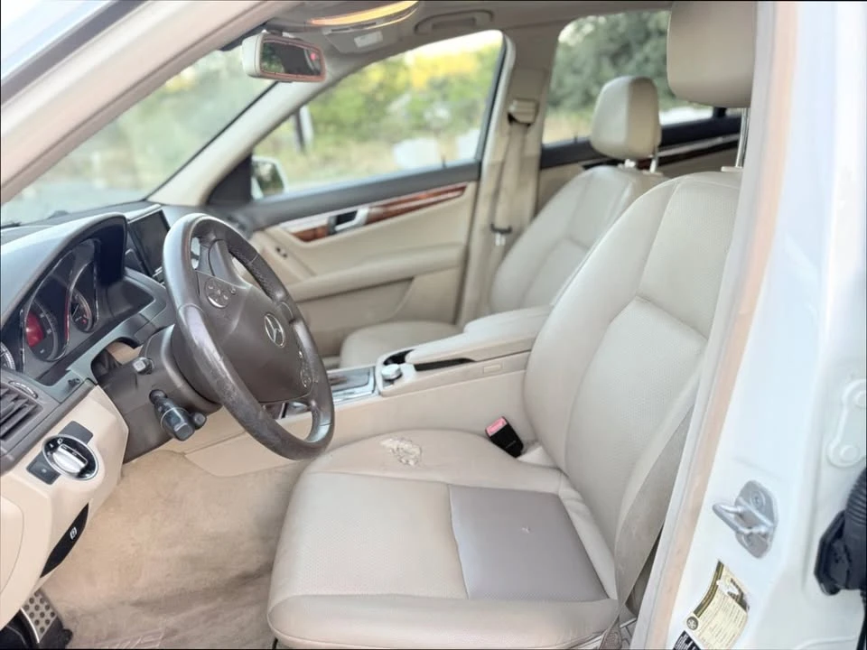 2011 Mercedes-Benz W204 C-Class - Image 4 of 9