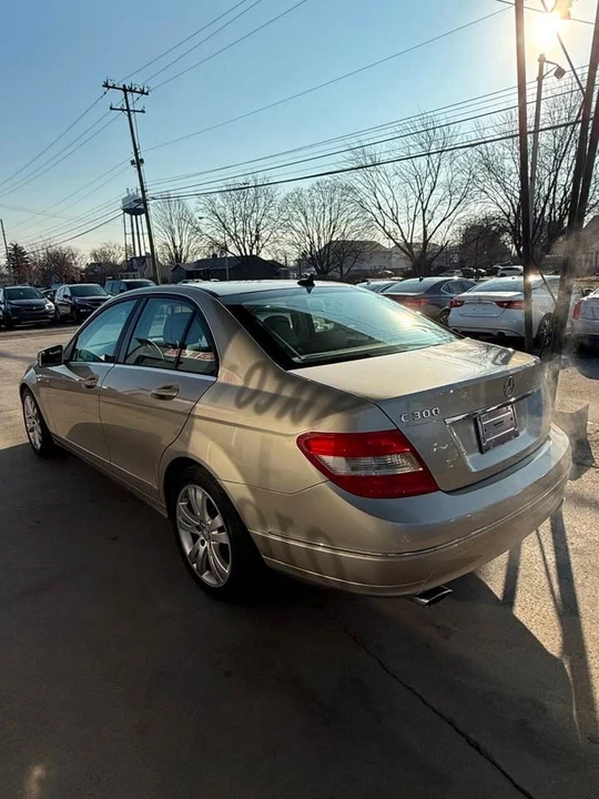 2011 Mercedes-Benz W204 C-Class - Image 4 of 20