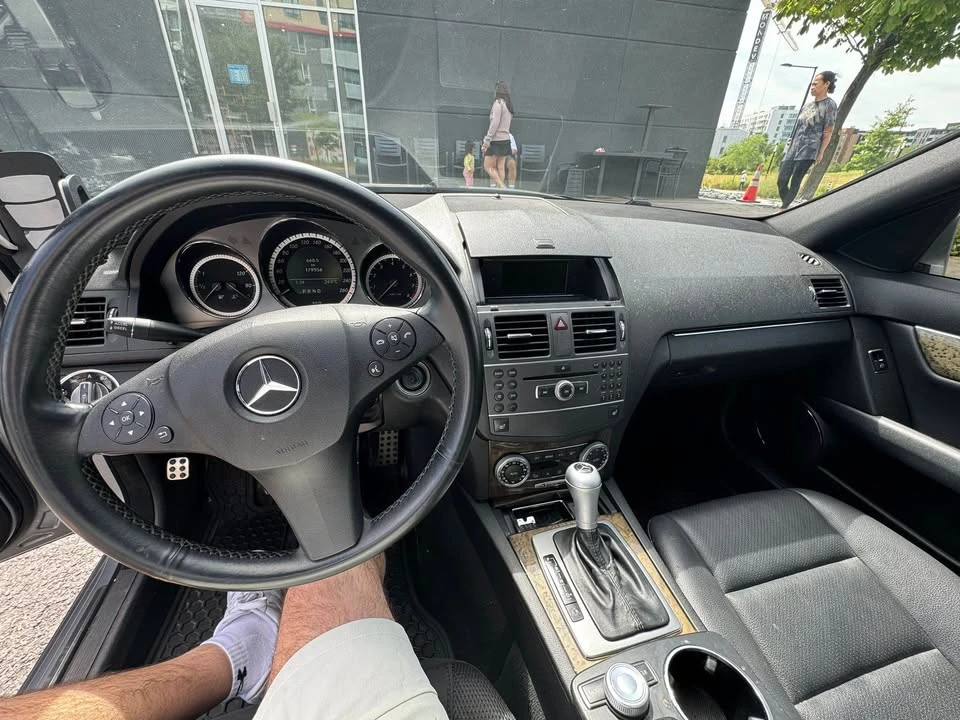 2011 Mercedes-Benz W204 C-Class - Image 8 of 12