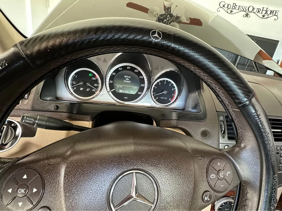 2011 Mercedes-Benz W204 C-Class - Image 10 of 10