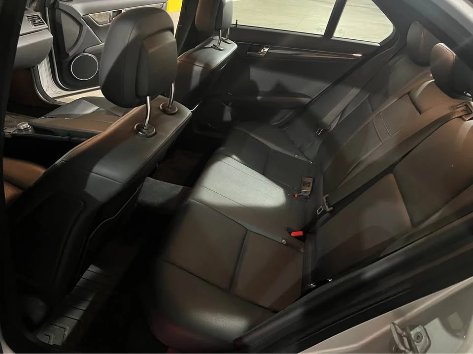 2011 Mercedes-Benz W204 C-Class - Image 12 of 14