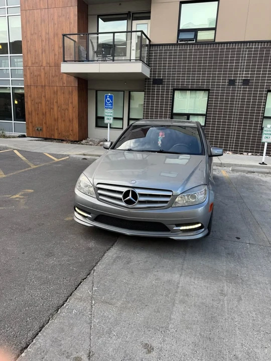 2011 Mercedes-Benz W204 C-Class - Image 13 of 14