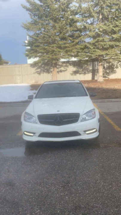 2011 Mercedes-Benz W204 C-Class - Image 2 of 3