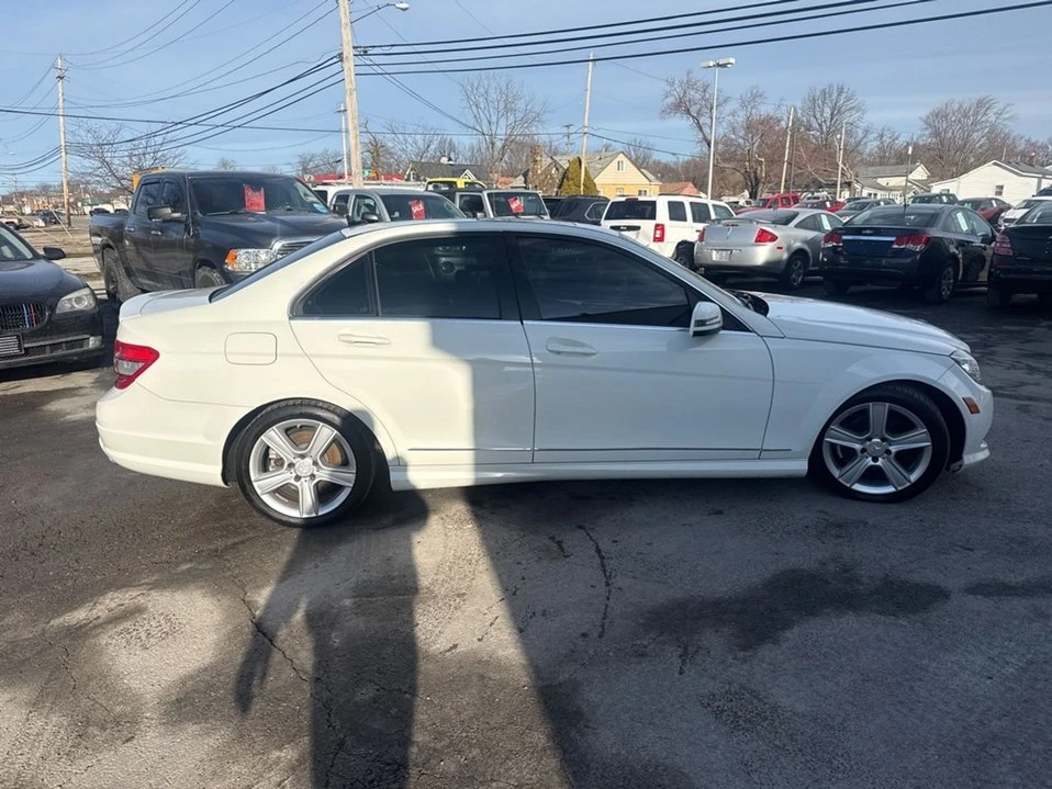 2011 Mercedes-Benz W204 C-Class - Image 4 of 18
