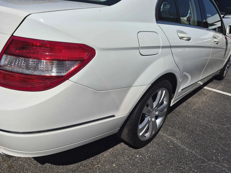 2011 Mercedes-Benz W204 C-Class - Image 5 of 7