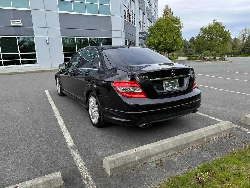 2011 Mercedes-Benz W204 C-Class - Image 5 of 11