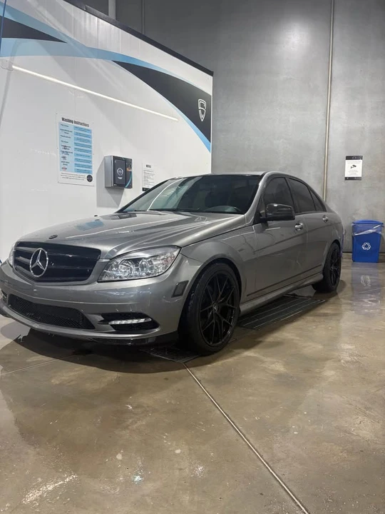 2011 Mercedes-Benz W204 C-Class - Image 3 of 12