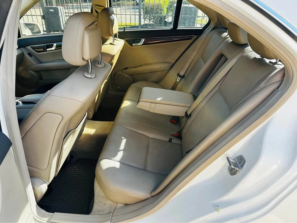 2011 Mercedes-Benz W204 C-Class - Image 15 of 15
