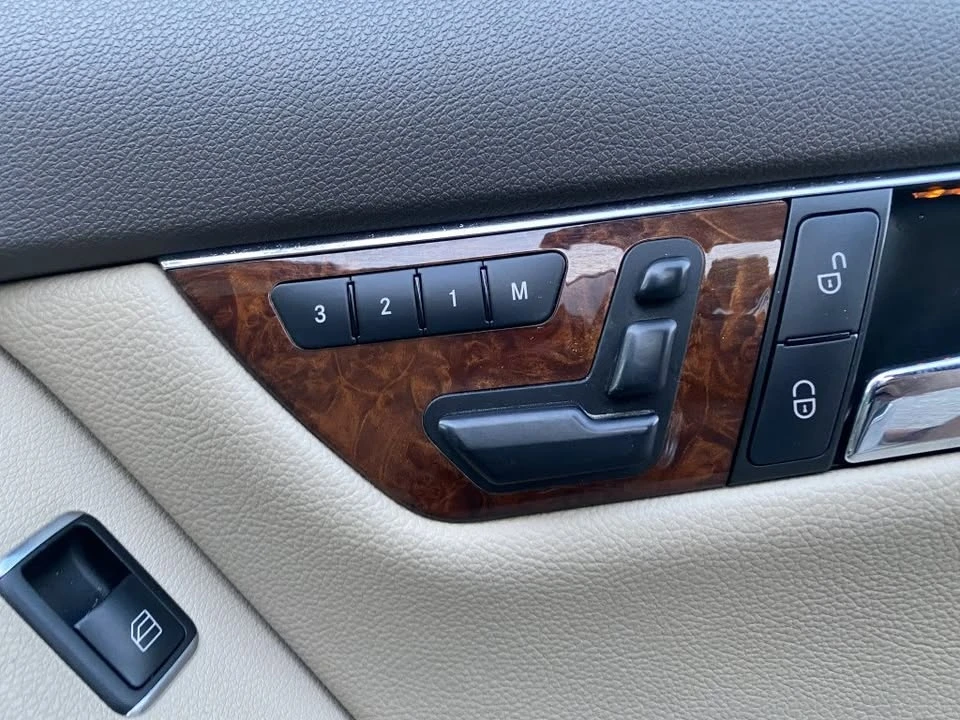 2011 Mercedes-Benz W204 C-Class - Image 13 of 20