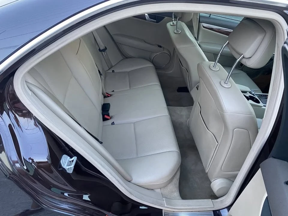 2011 Mercedes-Benz W204 C-Class - Image 10 of 20