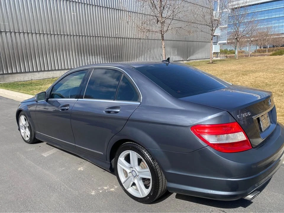 2011 Mercedes-Benz W204 C-Class - Image 4 of 12