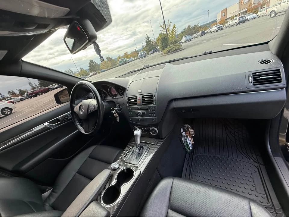 2011 Mercedes-Benz W204 C-Class - Image 9 of 10