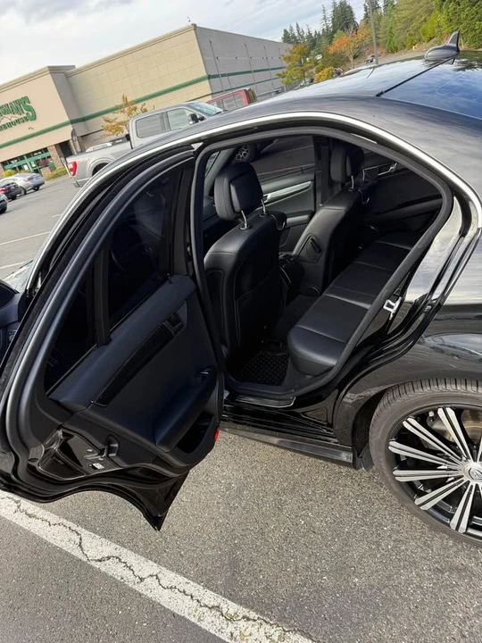 2011 Mercedes-Benz W204 C-Class - Image 7 of 10