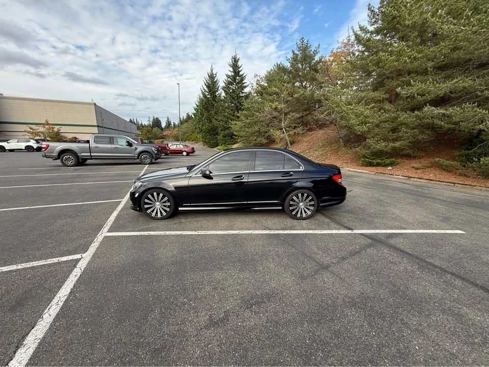 2011 Mercedes-Benz W204 C-Class - Image 2 of 10
