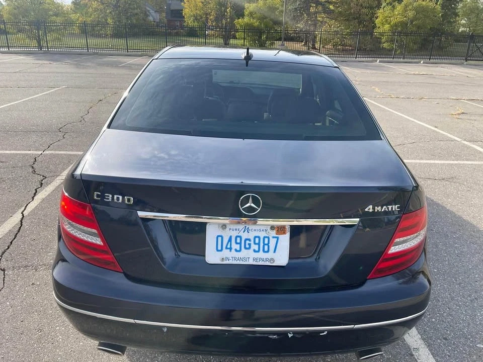 2011 Mercedes-Benz W204 C-Class - Image 7 of 20