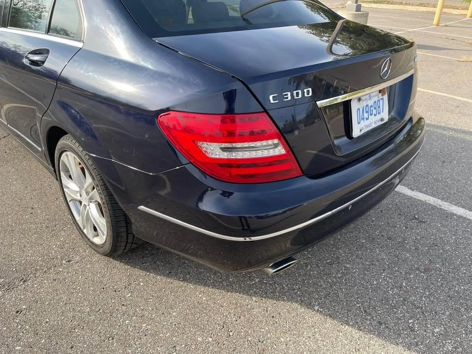 2011 Mercedes-Benz W204 C-Class - Image 10 of 20