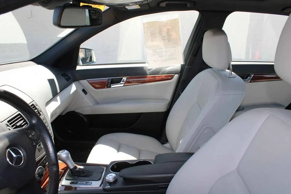 2011 Mercedes-Benz W204 C-Class - Image 11 of 16