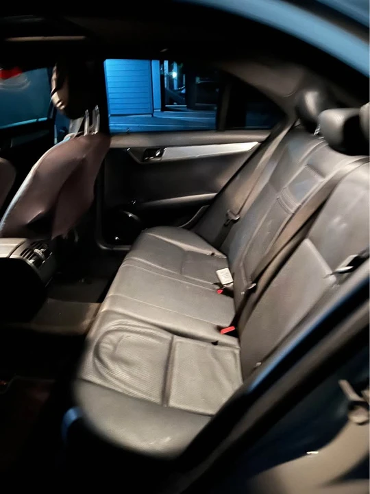 2011 Mercedes-Benz W204 C-Class - Image 7 of 10