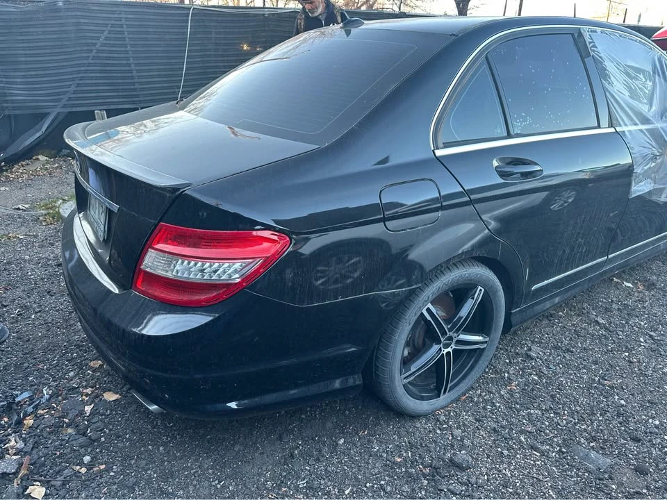 2011 Mercedes-Benz W204 C-Class - Image 8 of 13
