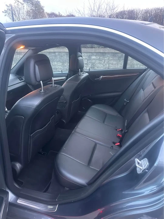 2011 Mercedes-Benz W204 C-Class - Image 11 of 16