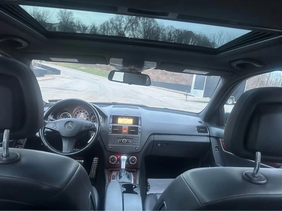 2011 Mercedes-Benz W204 C-Class - Image 13 of 16