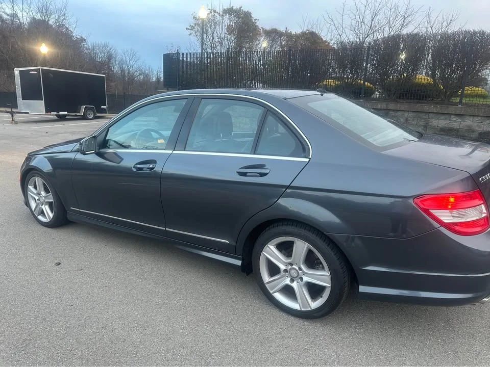 2011 Mercedes-Benz W204 C-Class - Image 3 of 16