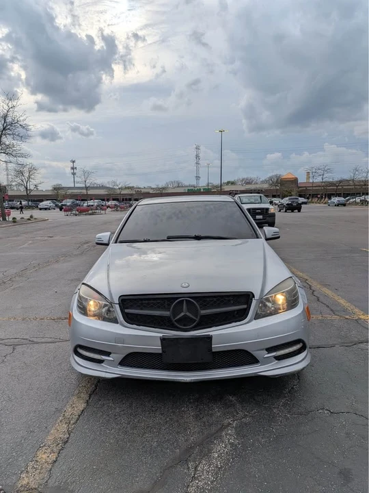 2011 Mercedes-Benz W204 C-Class - Image 2 of 6