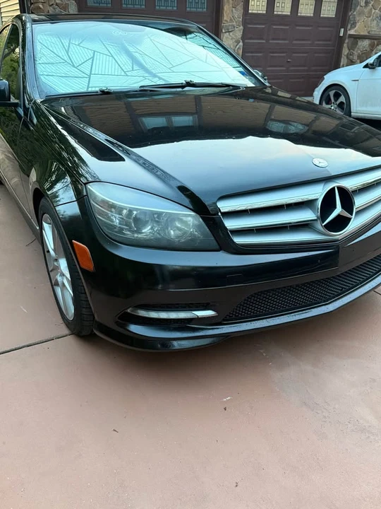 2011 Mercedes-Benz W204 C-Class - Image 3 of 11