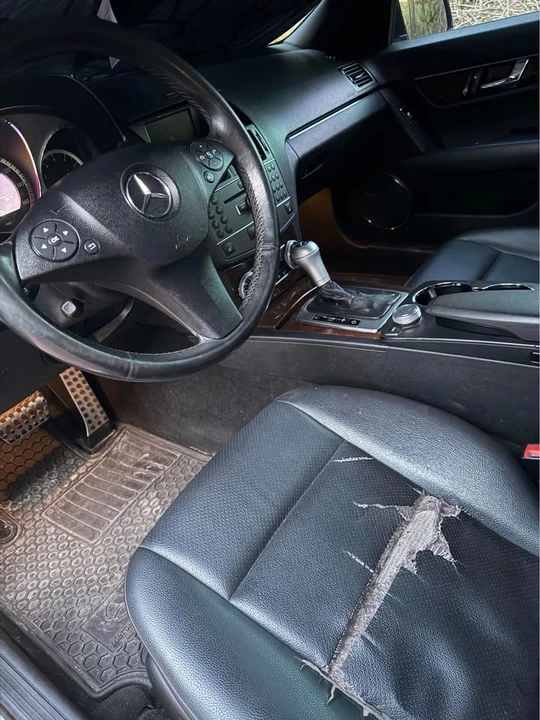 2011 Mercedes-Benz W204 C-Class - Image 7 of 11