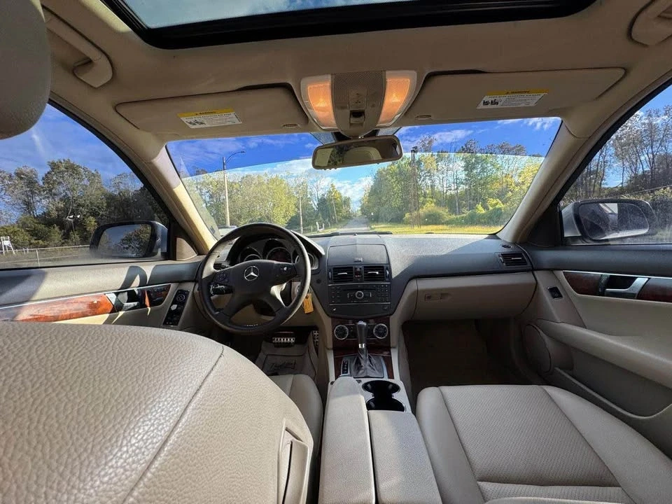 2011 Mercedes-Benz W204 C-Class - Image 13 of 17
