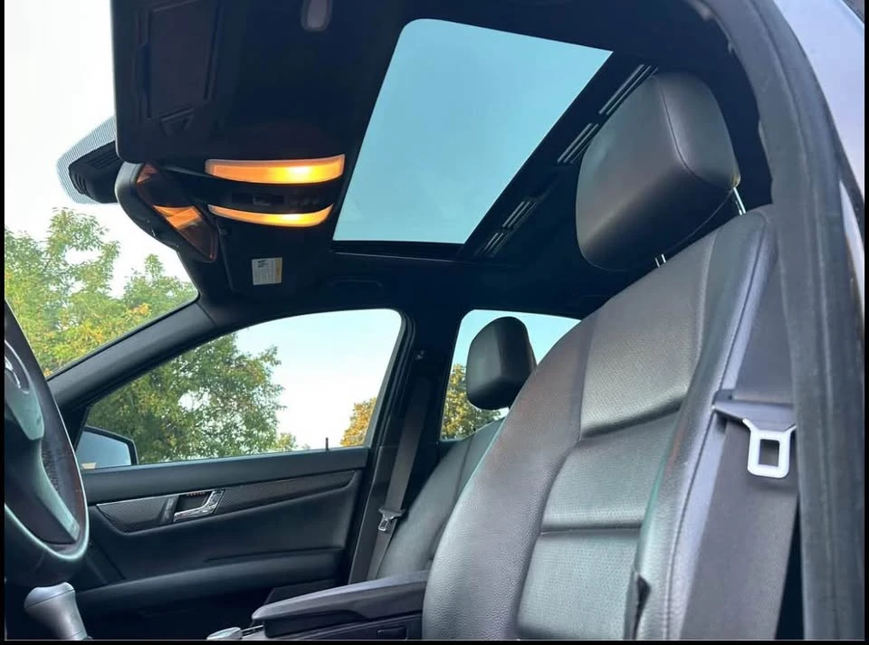 2011 Mercedes-Benz W204 C-Class - Image 10 of 11